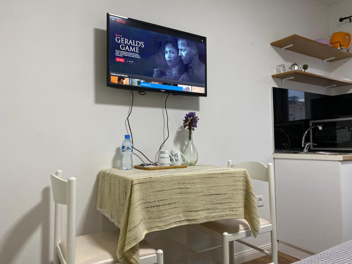 Central Studio Apartments Tiranë Luaran gambar