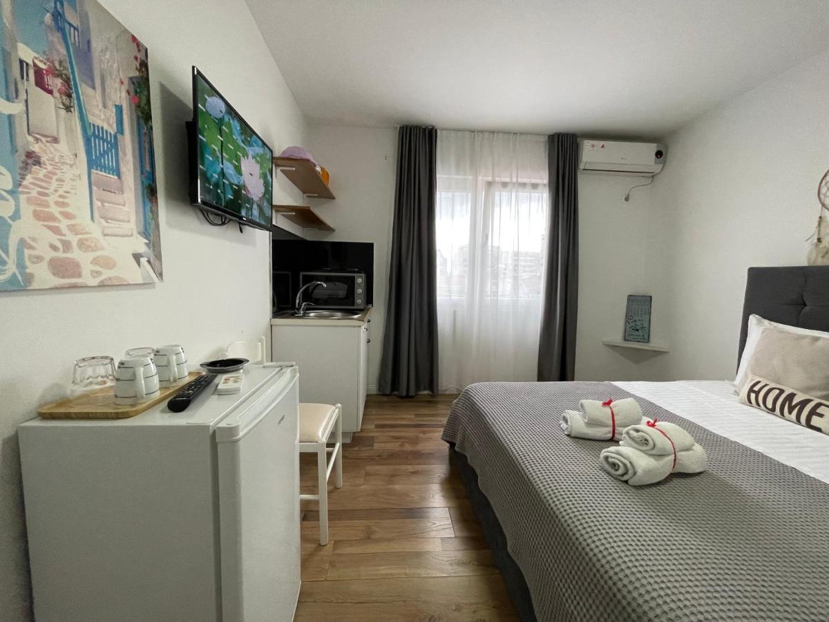 Central Studio Apartments Tiranë Luaran gambar