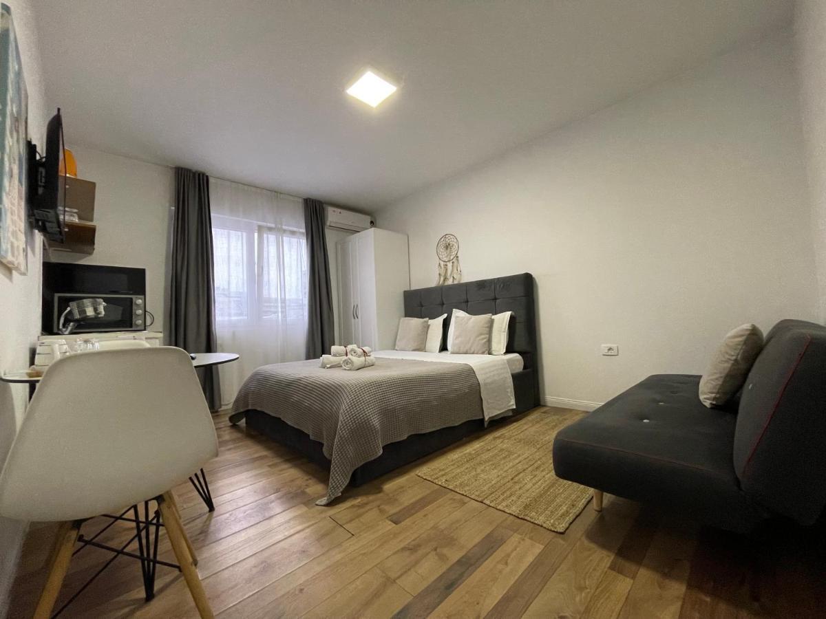 Central Studio Apartments Tiranë Luaran gambar