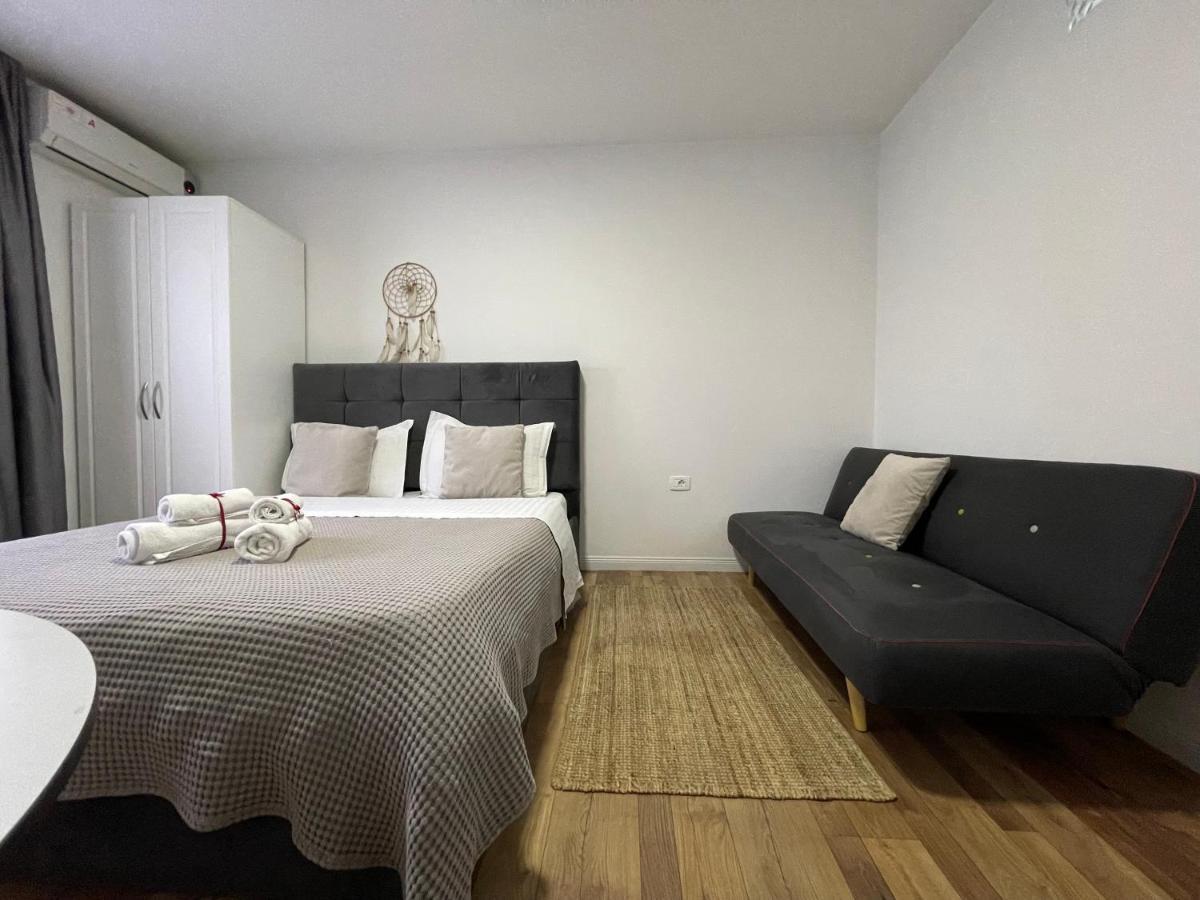 Central Studio Apartments Tiranë Luaran gambar