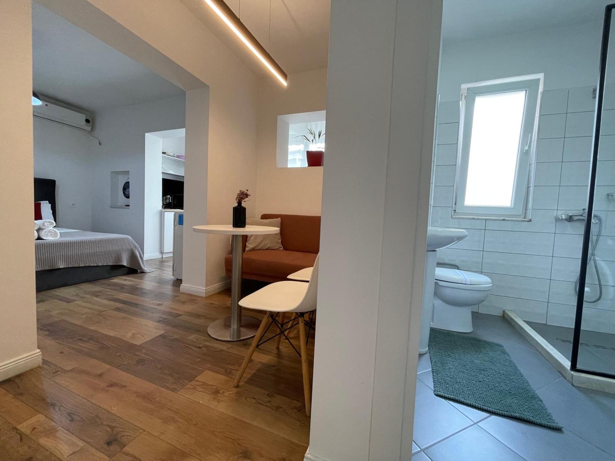 Central Studio Apartments Tiranë Luaran gambar